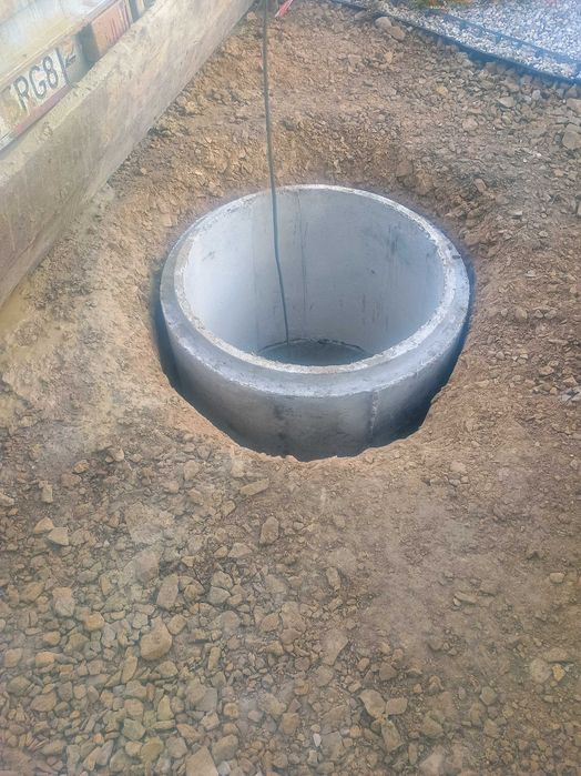 Kręgi i pokrywy betonowe 120x60. Kopanie czyszczenie studni