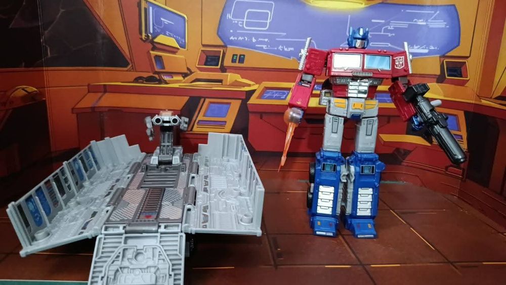 Earthirse Optimus Prime