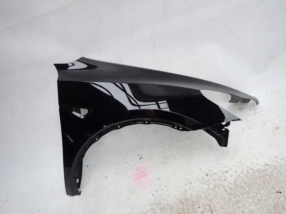 Tesla Model Y крило переднє заднє четверть