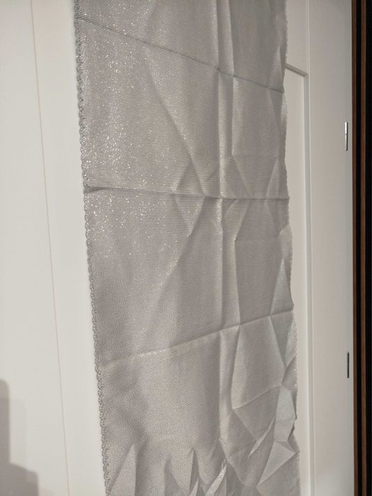 Elegancki srebrny błyszczący bieżnik obrus nowy 40 cm x 160 cm  24 h