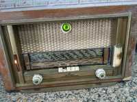 Rádio antigo dos anos 70