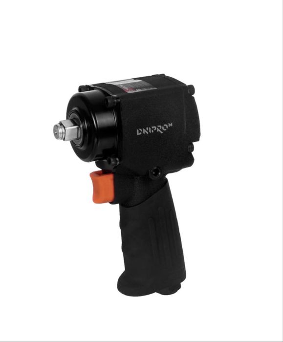 Пневматичний ударний гайковерт Dnipro M PW68C