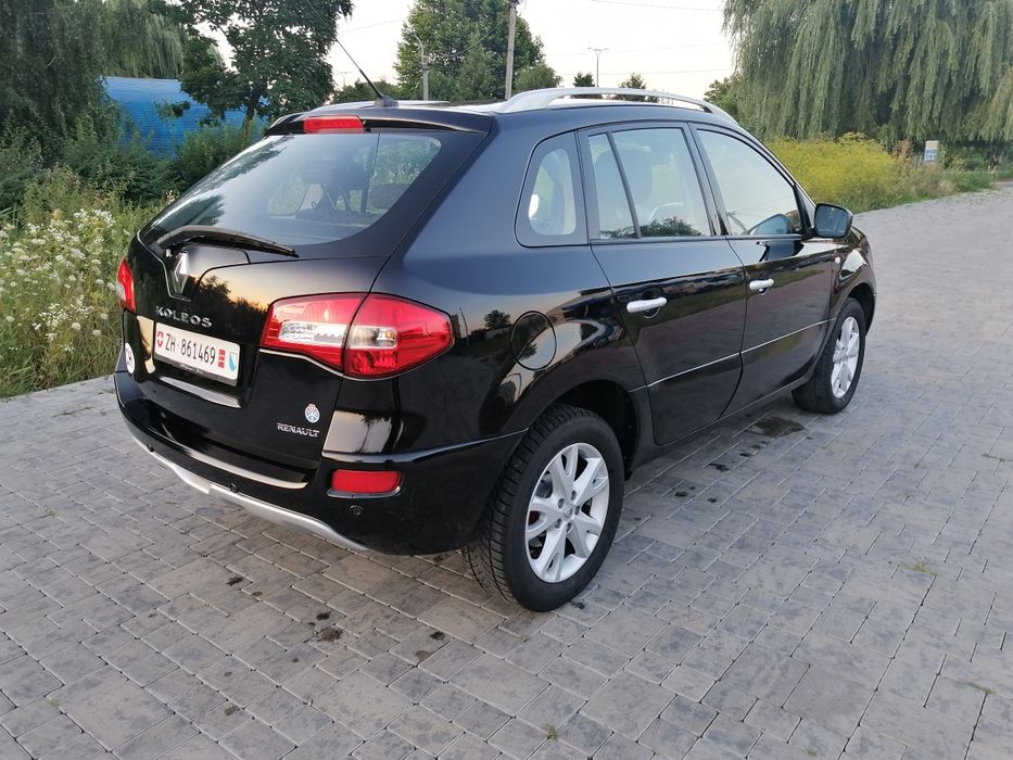 2009 рік, 2.0 дизель 4х4 повний привід автомат.