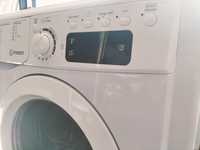 Máquina lavar roupa Indesit