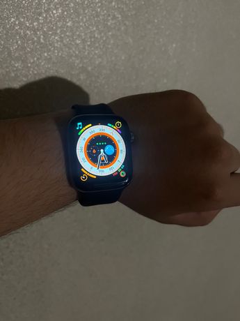 Продам годинник Apple Watch 8