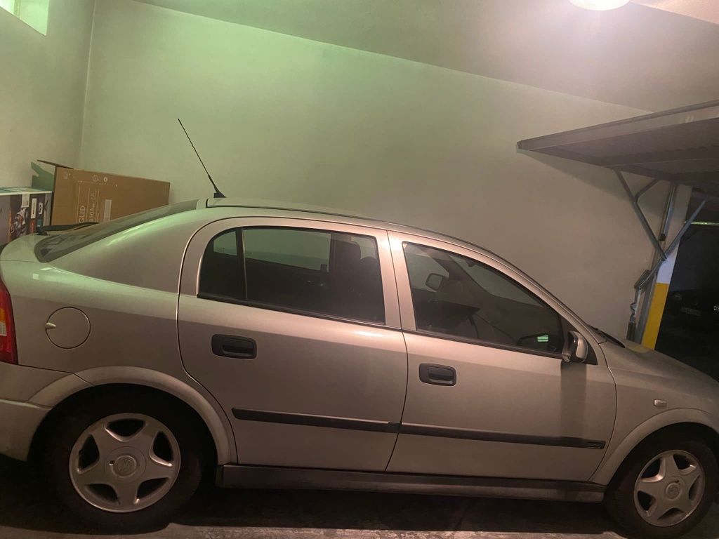 Opel astra 1.4, 42000km originais.