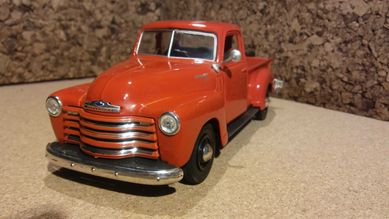 Chevrolet Pick-Up 3100 Maisto skala 1:25 Piękna pół- ciężarówka 1950