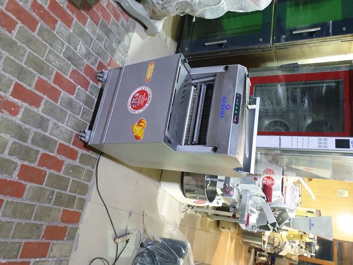 Хлеборезка оборудование для пекарни Автомат Wabama с Германии