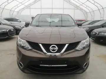 Nissan Qashqai 2015 року