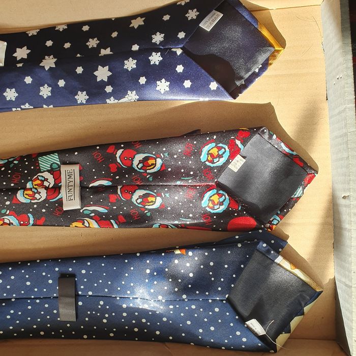 Zestaw krawatów świątecznych (k-10) OK