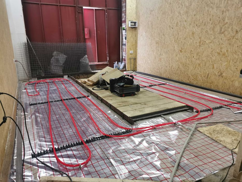 Продам 2- поверховий гараж на Героїв Крут