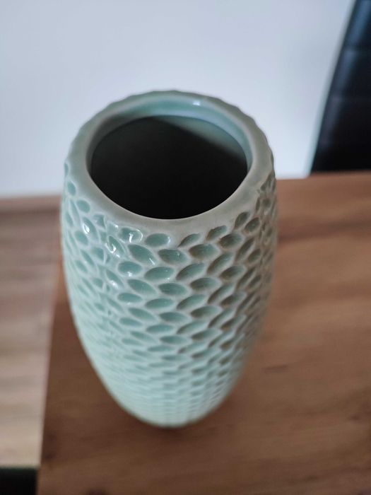 Jarra decorativa de cerâmica de cor verde menta