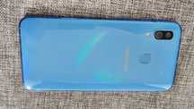 Telefon Samsung a40