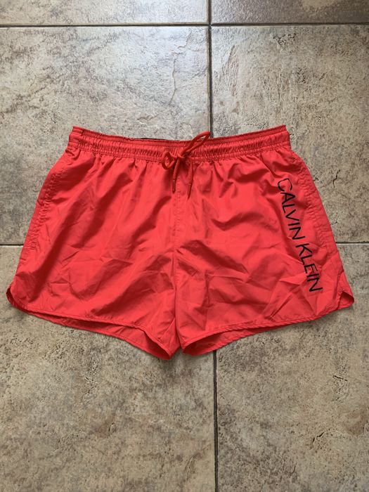 Шорти Calvin Klein. S