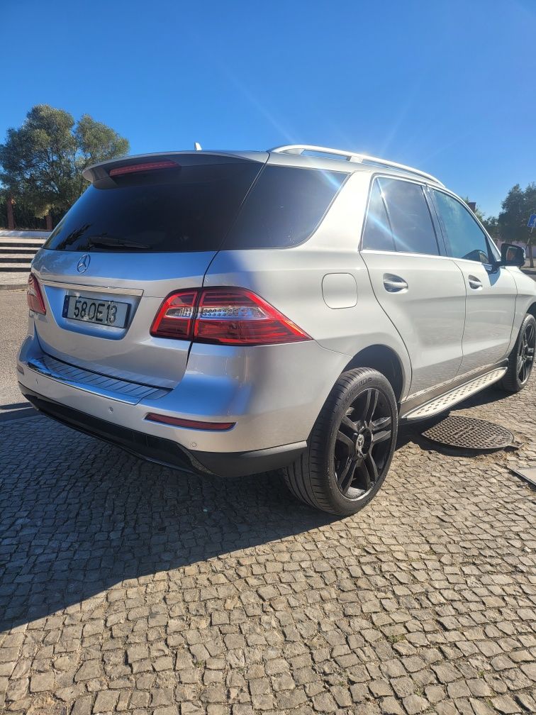 Mercedes-benz ML 350 blueTEC Amg de 2014 com 235.000kms Nacional