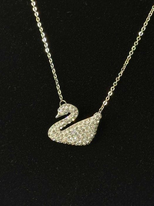 Elegancki naszyjnik Swarovski nowy