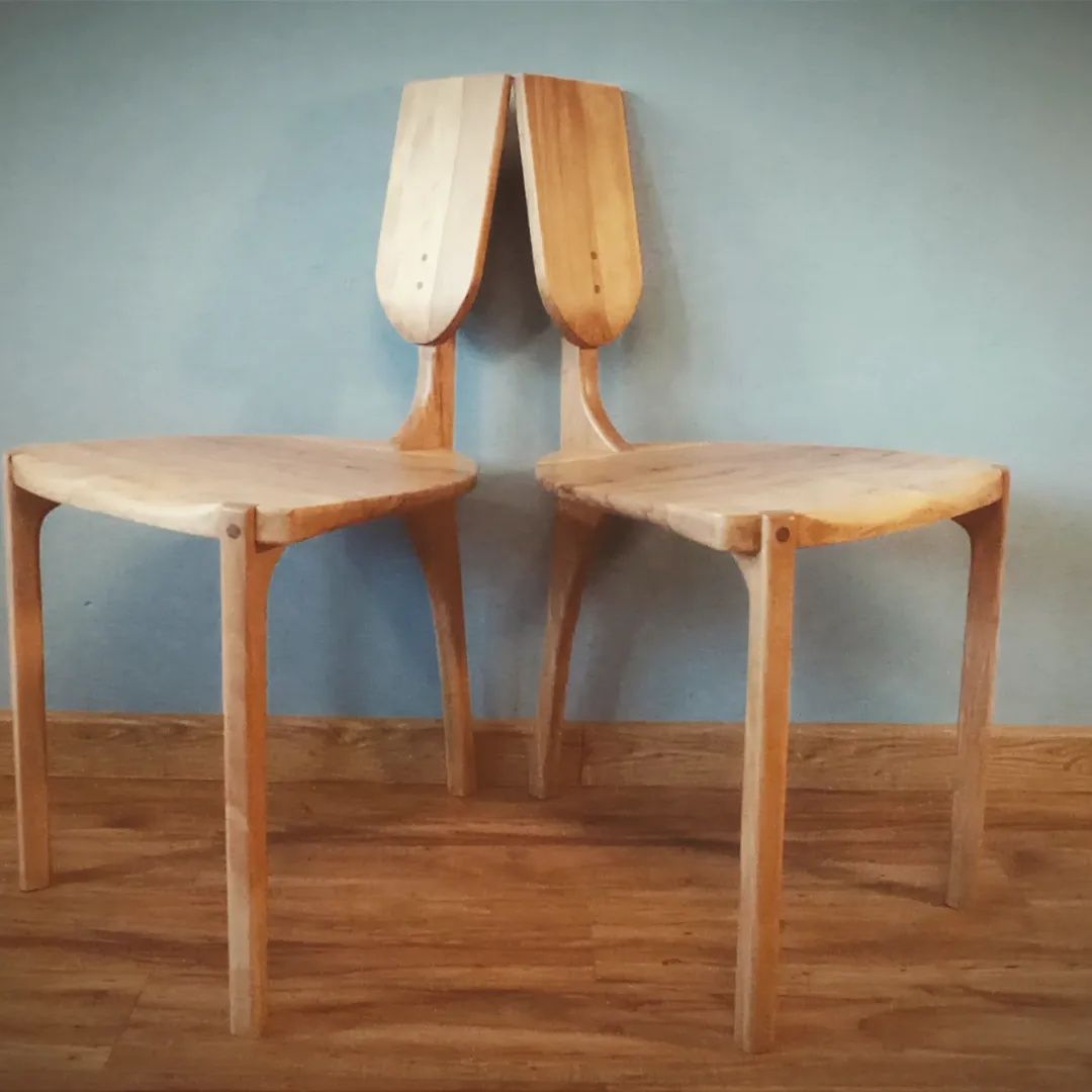 Krzesła drewniane, rękodzieło