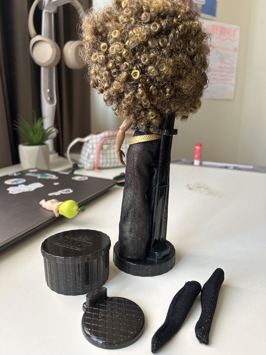 LOL Surprise! OMG Royal Bee S1