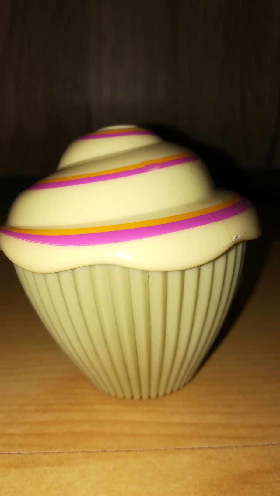 Laleczka cupcake suprise mini wanilia
