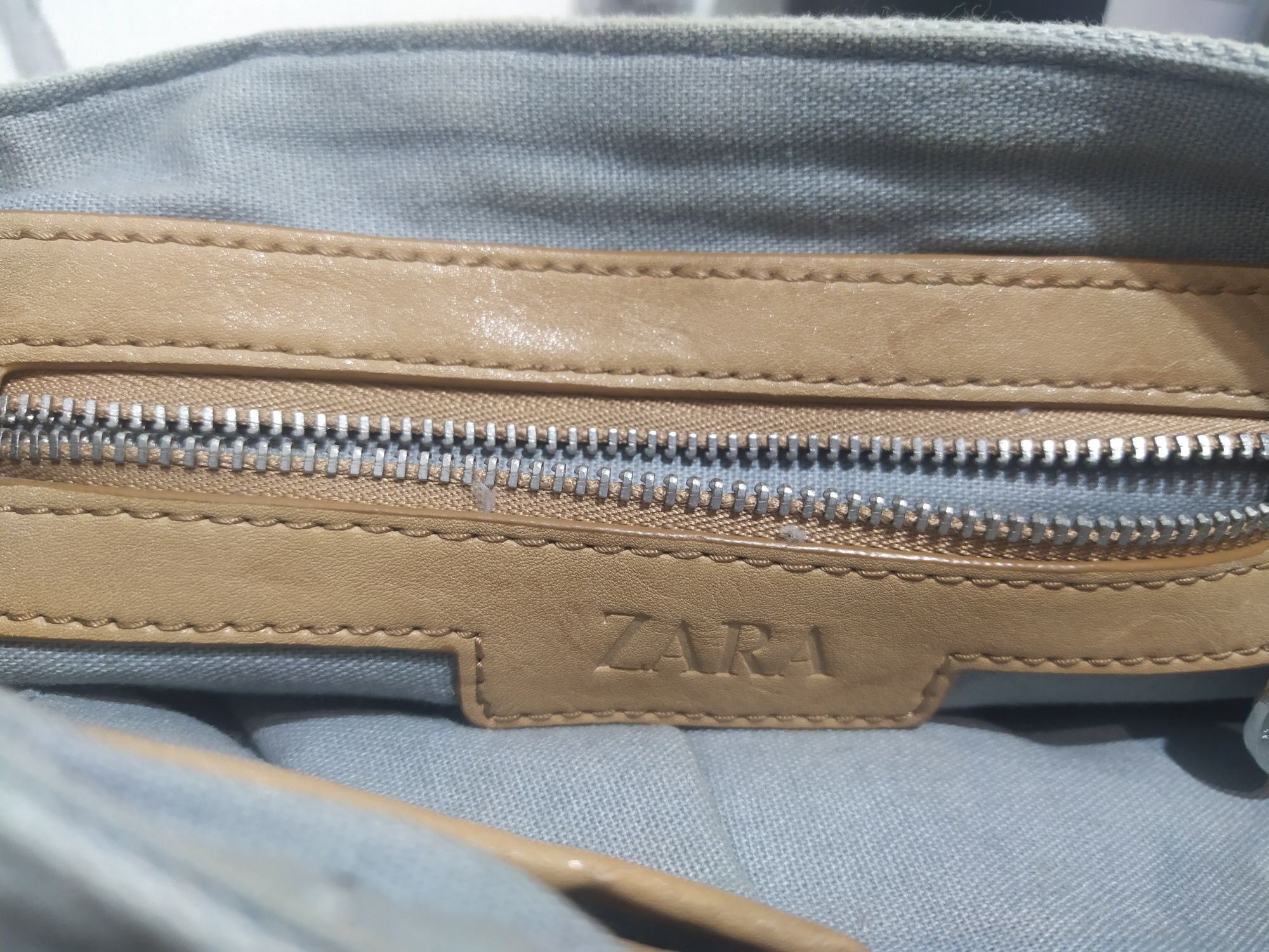 ZARA, torebka z paskiem i łańcuszkiem