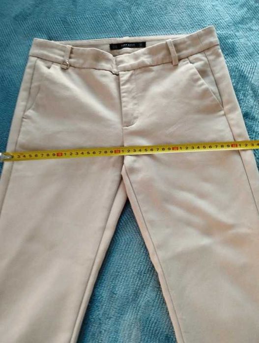 Beżowe spodnie (chinosy) Zara, rozm. 34(XS)