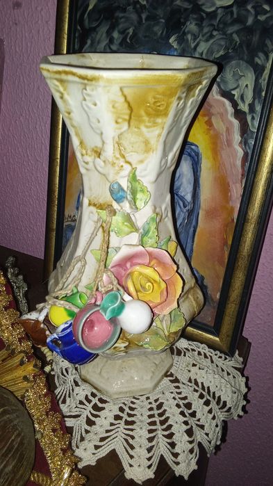 JARRA Morano Itália Alto Relevo.