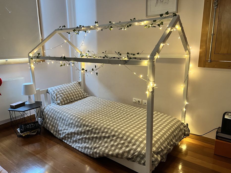 Cama solteiro menina