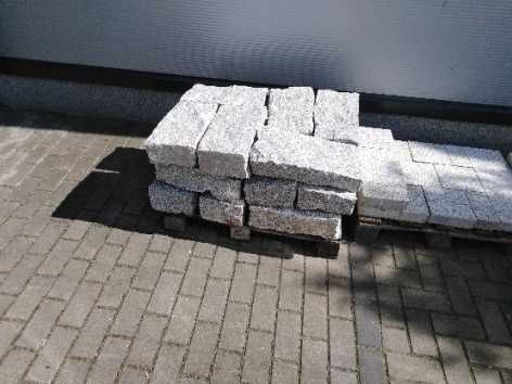 Bloczki granitowe
