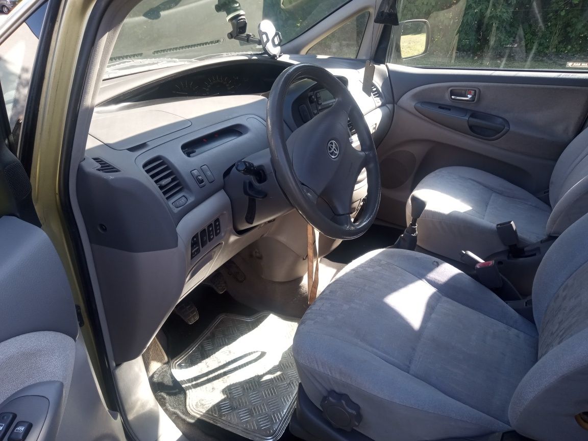 Toyota Previa 2.4 B+g 7osobowa