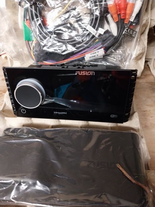 Radio Fusion MS-RA770