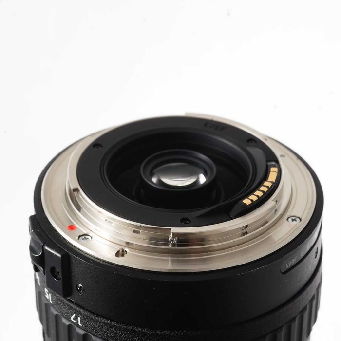 Об'єктив Tokina AT-X Fisheye 10-17mm f/3.5-4.5 DX для Canon