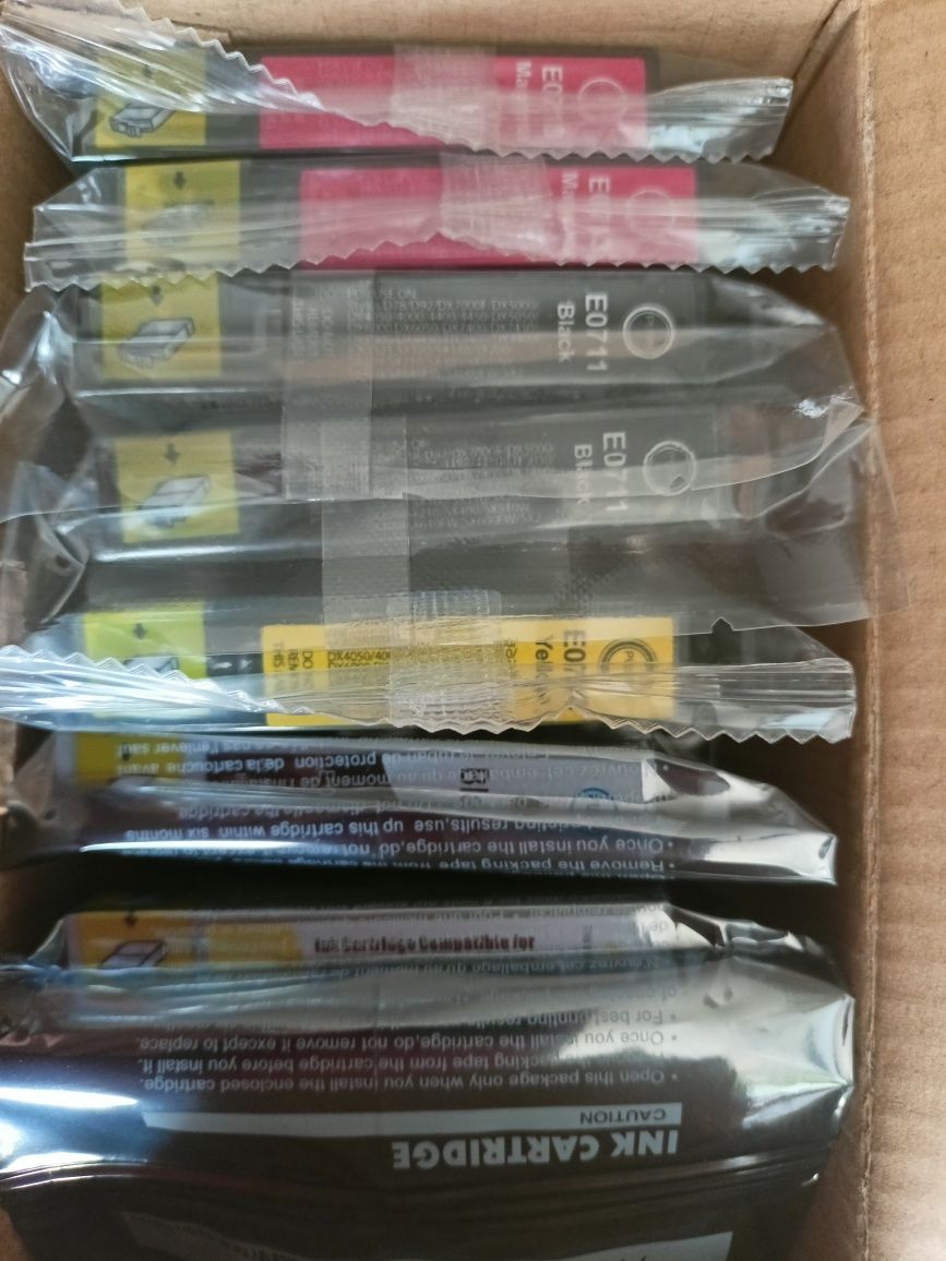 Nowe Tusze do drukarki Epson stylus 7 szt.