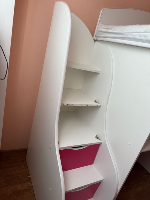 Дитяче 2-х поверхове ліжко