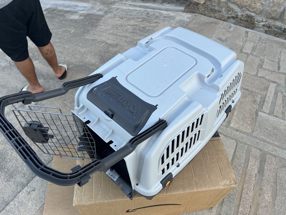 Caixa de transporte de animais