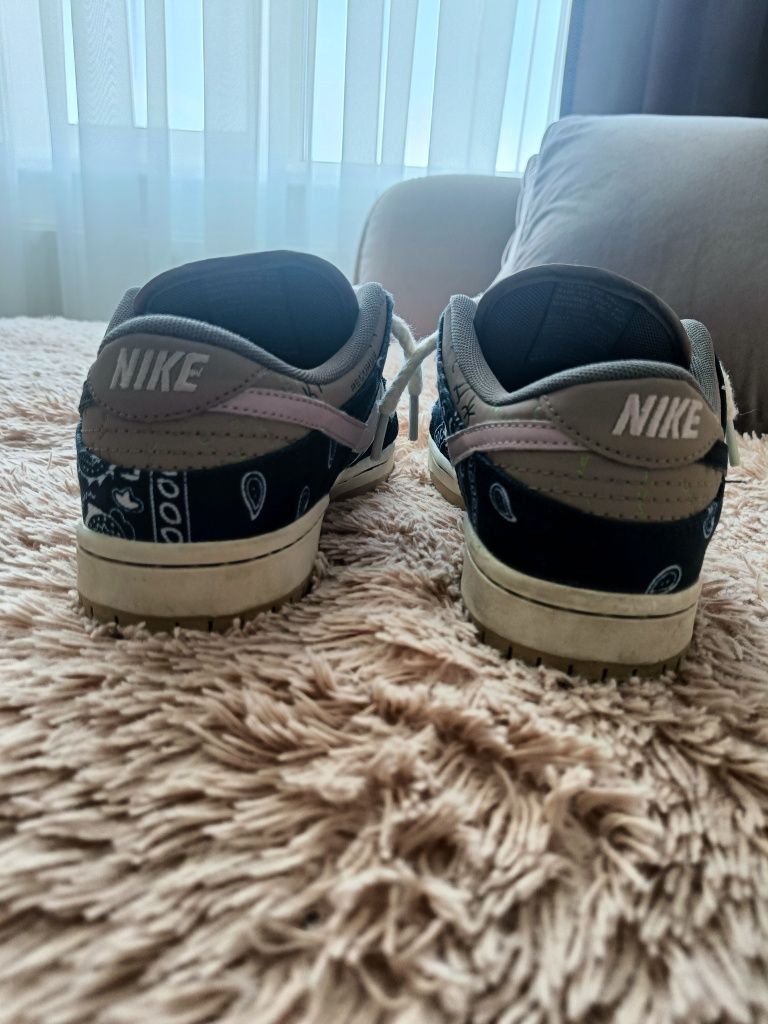 Кросівки чоловічі Travis Scott x Nike SB Dunk Low 'Cactus Jack'