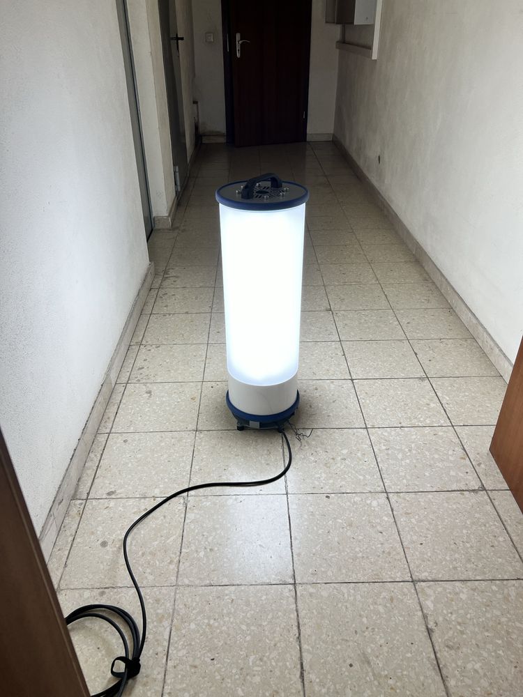 Lampa budowlana  LED 400 w z statywem