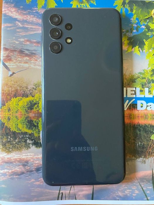 SAMSUNG Galaxy A 13.