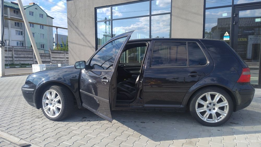 Продам гольф 4 2002р