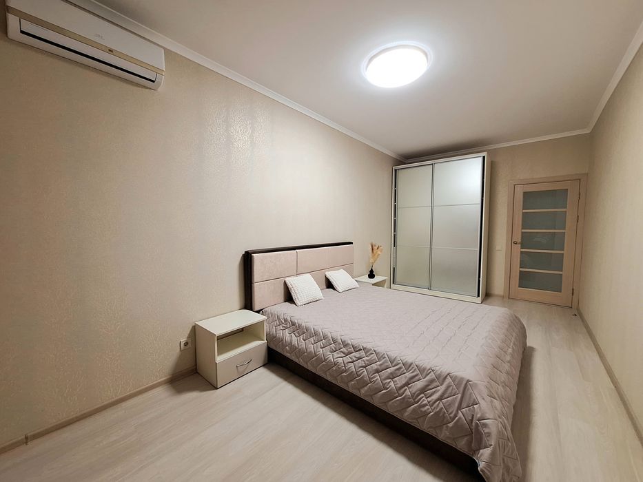 Простора 2 кім квартира в ЖК Софія Сіті,  67 м2, Є 3 РОКИ