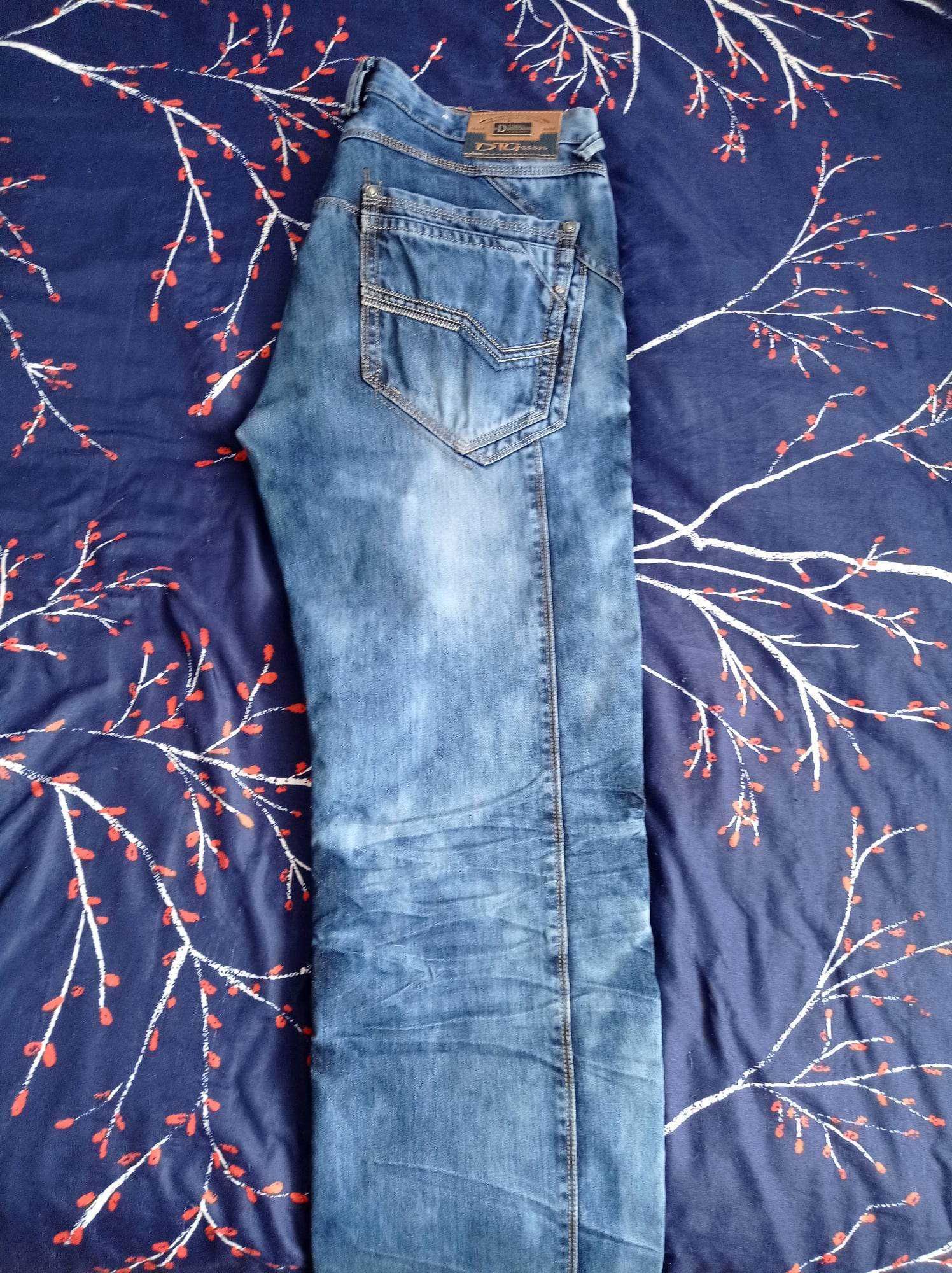 Sprzedam Spodnie Jeans