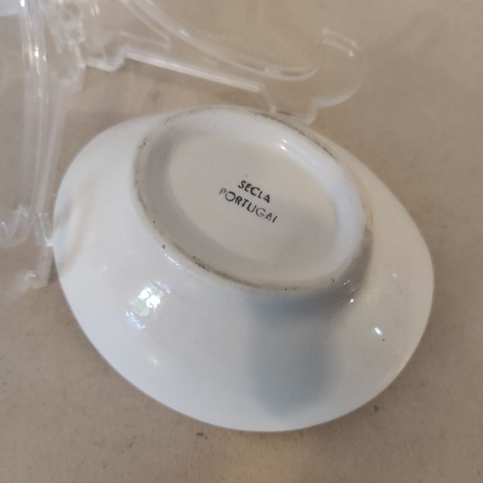 TAP pequeno cinzeiro modernista dos anos 60 - Secla