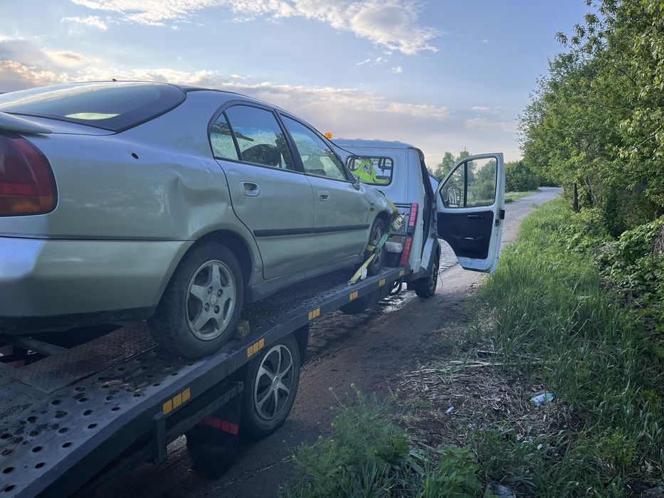 MITSUBISHI Carisma Розборка