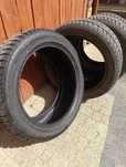 Opony zimowe 245/45/18