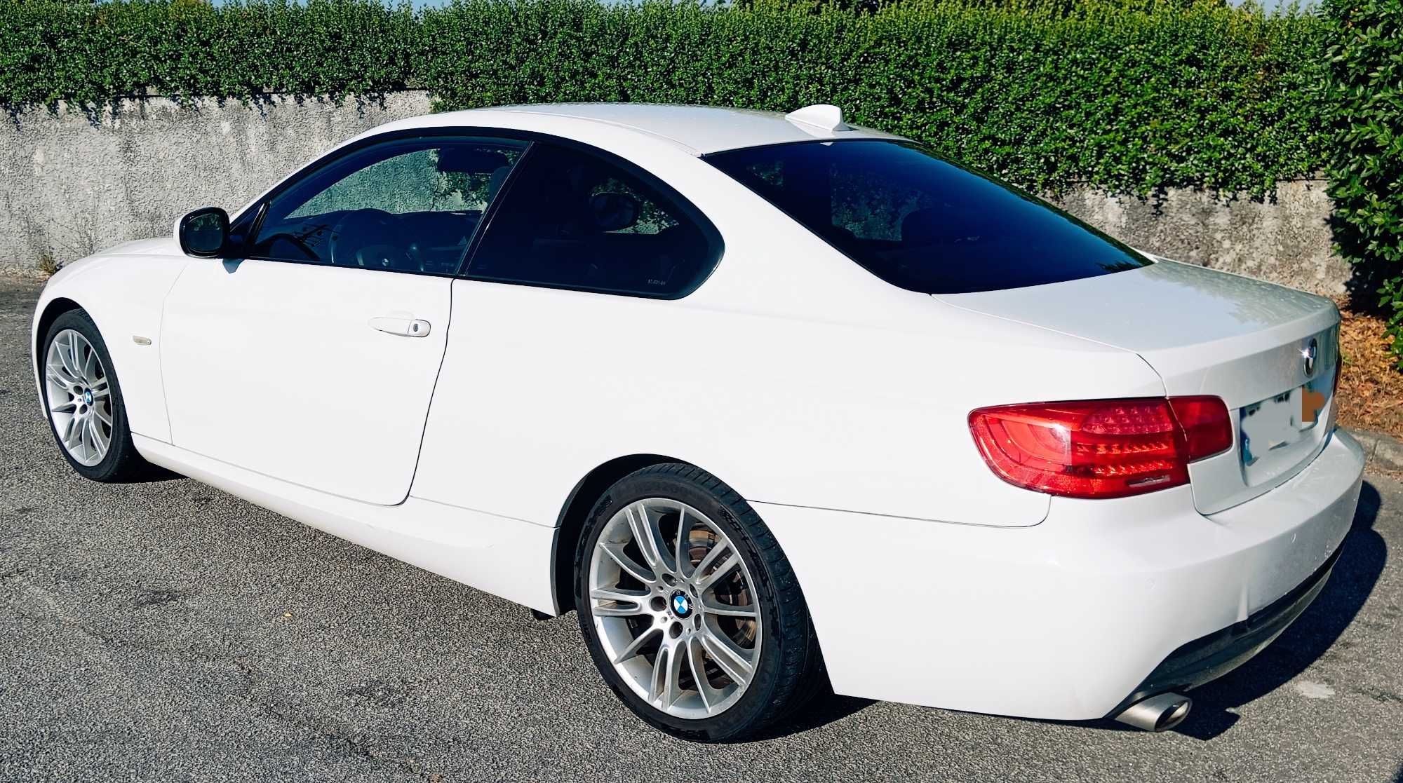 BMW 320D 2012 LCI pack M interior e exterior