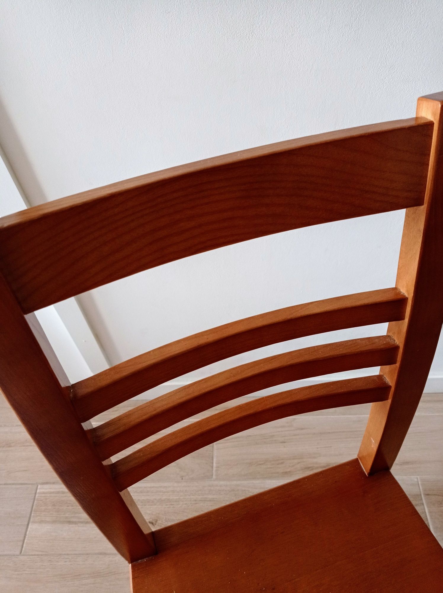 2 cadeiras madeira