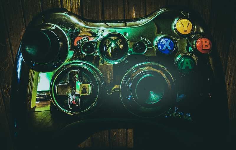 Oryginalny kontroler bezprzewodowy Microsoft Xbox 360 chrom / srebrny