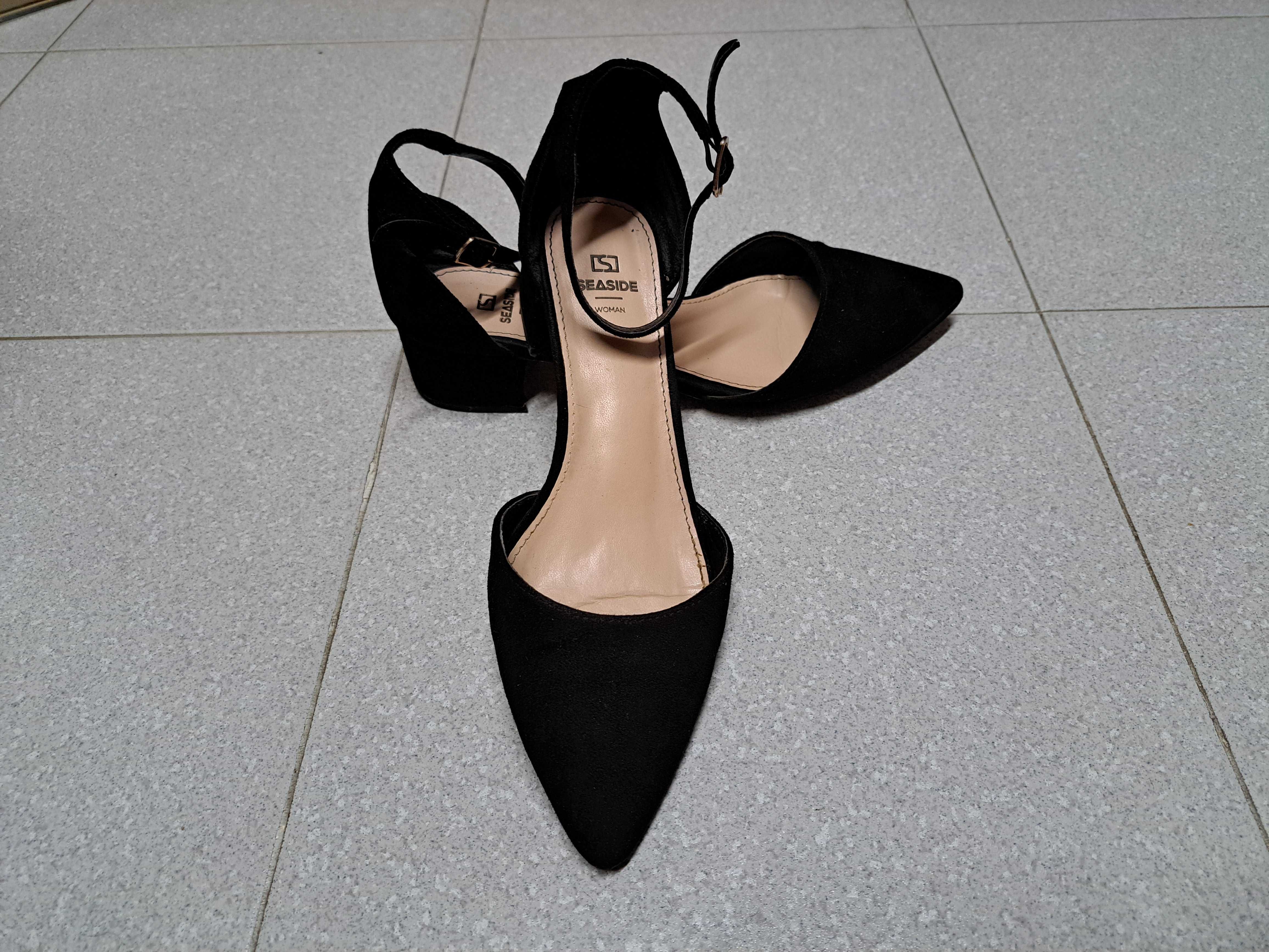 Sapatos clássicos