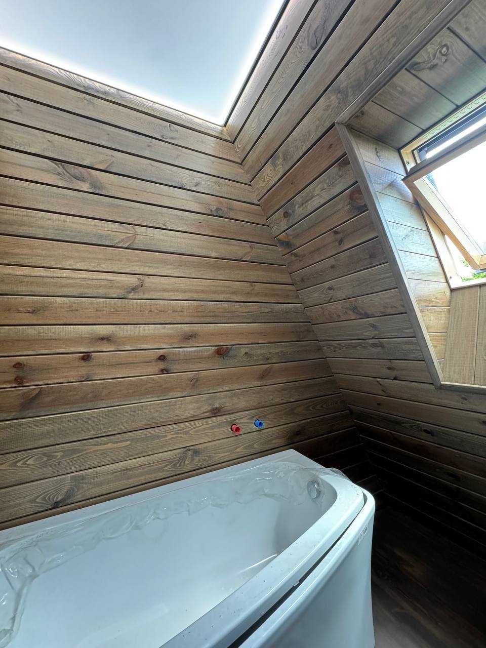 Будинок A-frame з ділянкою, терасами та ремонтом — без комісії
