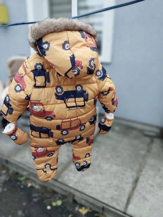 Продам комбінезон 3-6міс. для хлопчика