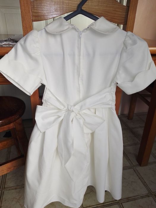 Vestido de cerimonia para menina.